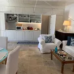 Balela's Nyaraló