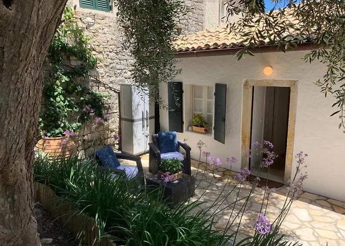 度假居 Balela's *